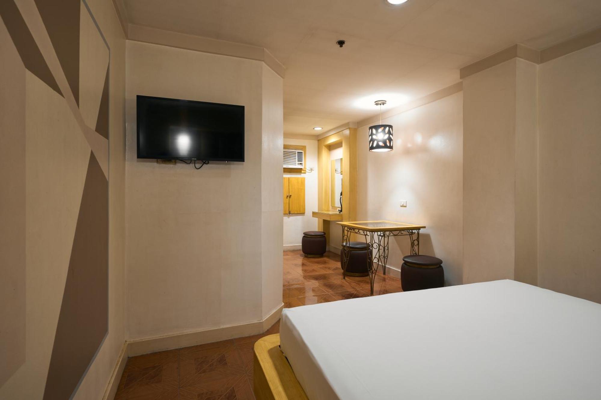 Hotel Victoria Court Malabon Valenzuela Exteriér fotografie