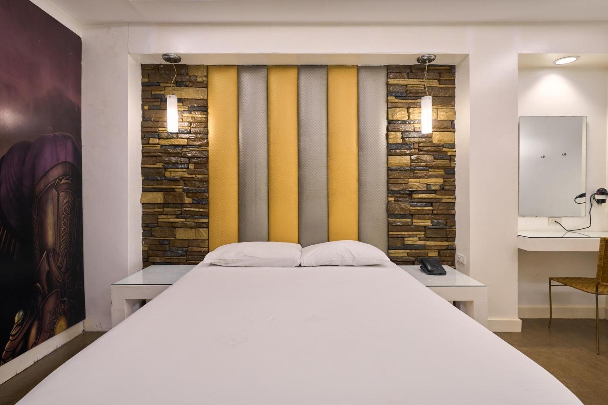 Hotel Victoria Court Malabon Valenzuela Exteriér fotografie